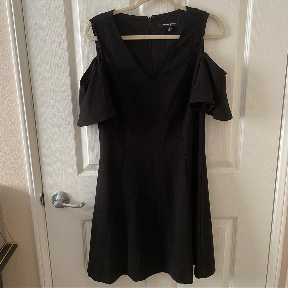 NWOT Black Off Shoulder Ruffle Sleeve Dress 8